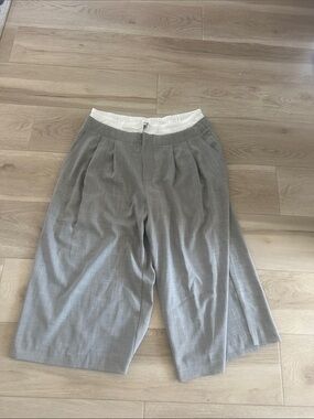 Maeve Gray Cropped Wide-Leg Culotte Pants with Cream Waistband